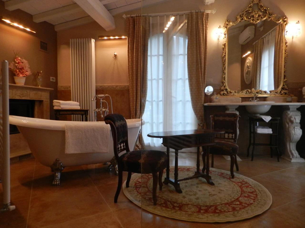Villa Bertagni กัสเตลนูโอโว ดี การ์ฟาญานา ภายนอก รูปภาพ